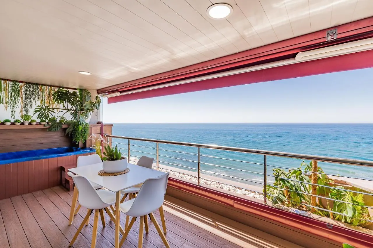 פואנגירולה Paradise Suites Buenavista Beach 0*,  ספרד