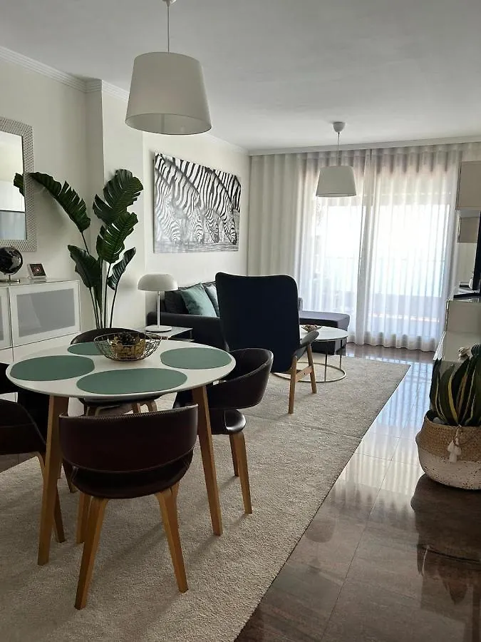 פואנגירולה Paradise Suites Buenavista Beach דירה